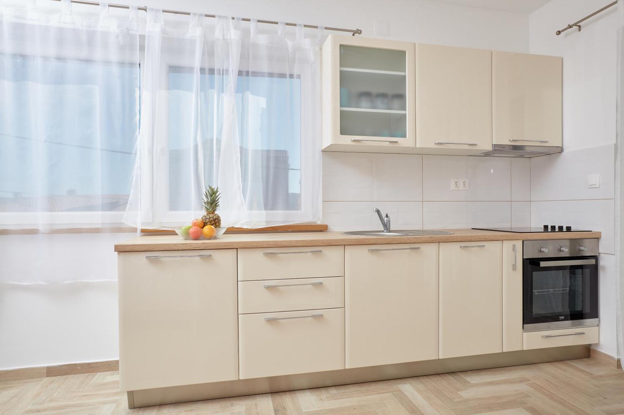 Apartments Nika Turanj Habitación foto